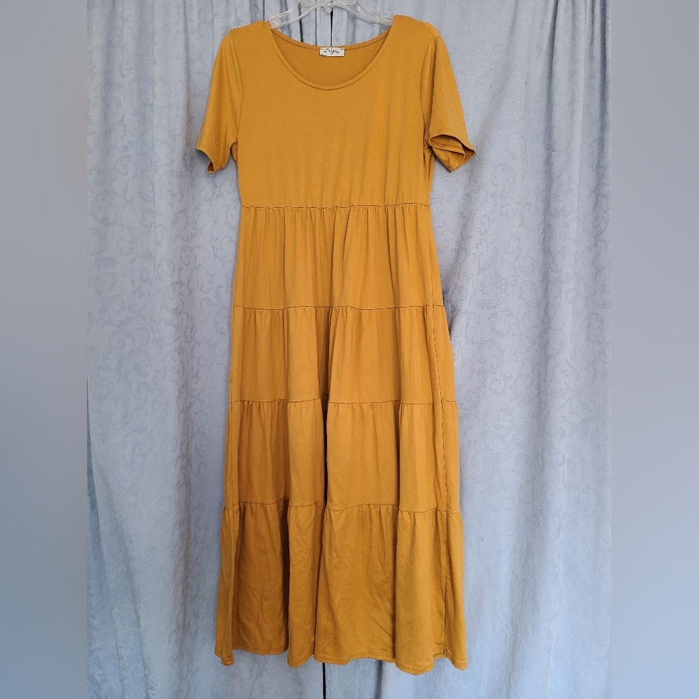 Polagram Size Medium Women's Mustard Maxi Dress